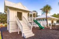 Stunning Lake Views and Resort-Style Amenities - Charming Coastal Retreat
