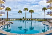 Sunny Retreat - Pool, No Drive Beach, Ocean View Hotels in Ormond-by-the-Sea