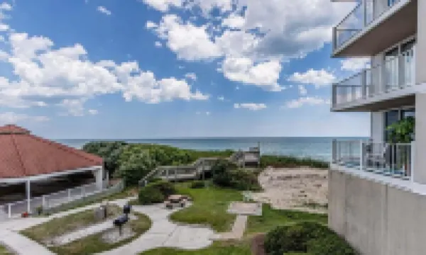 Private Balcony and Poolside Cabana - Stunning Oceanfront Oasis