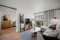 Outdoor Deck and Dedicated Workspace - Chic Modern Sanctuary