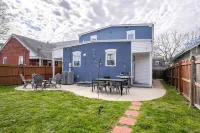 Private Backyard and Modern Comforts - Charming Historic Retreat Hotels in Saint Charles