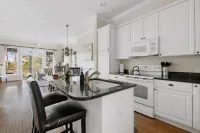 Charming Waterfront Oasis with Outdoor Dining - Serene Coastal Retreat