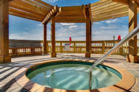 Terrace at Pelican 1002