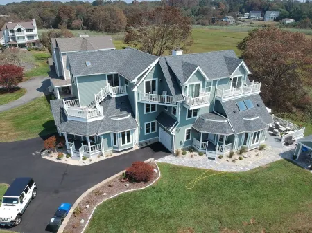 Brand New,  Villa Je t’aime, Across the Street from the beach, Sleeps 6 adults