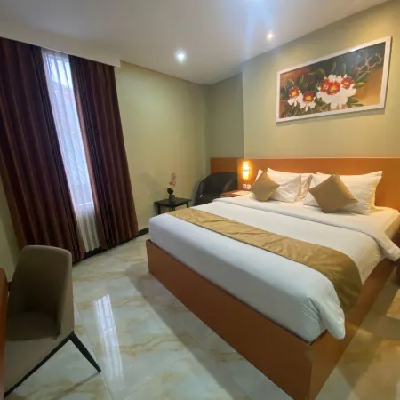Grand Avira Hotel