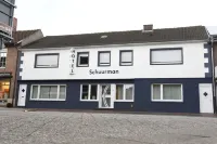 Hotel Schuurman Hotels near Lidl