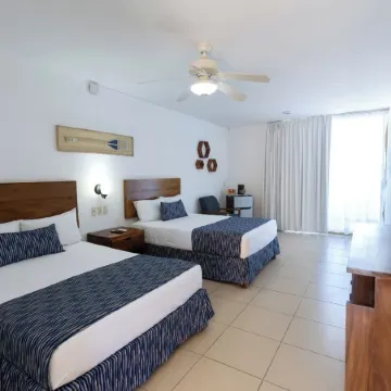 Costa Alegre Hotel & Suites