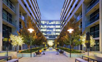 Avenue Hotel Canberra