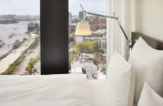 Empire Riverside Hotel