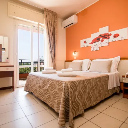 Unique Hotel