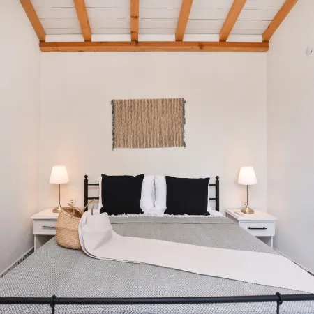 Lunaria Guest House