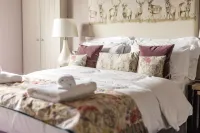 Plum and Partridge Husthwaite Hotels in Husthwaite