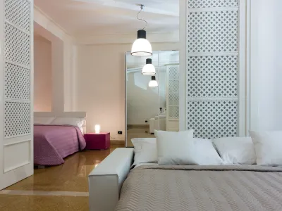 Suite in Center