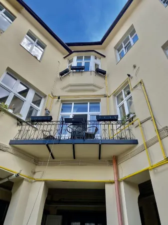 Casa Balcescu Отели рядом с достопримечательностью «DASH»