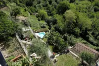 Ca'Luni Hotels in Camporgiano