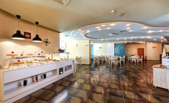 Palm Beach Hotel - All Inclusive with Free Beach Package & Private Beach