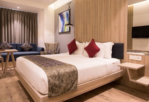 Centre Point Navi Mumbai - Hizvo