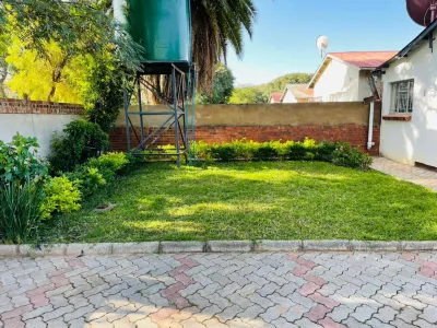 Bulawayo Bradfield Retreat - 3 Bed House Hotels near Amakhosi Play grounds