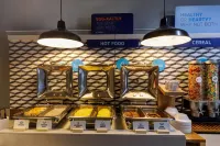 Holiday Inn Express & Suites Shelbyville Indianapolis