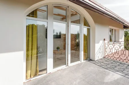 Enjoy! Warszawa Mysiadlo Отели в г. Констанцин-Езёрна