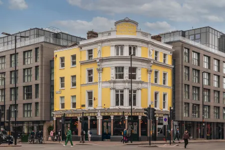 Hotel Indigo London Clerkenwell Отели рядом с достопримечательностью «Execution Dock»