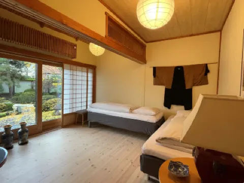 Den Japanske Have B & B Hotels in 