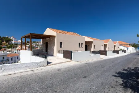 Lemonia Suites in Ikaria Отели в г. Evdilos