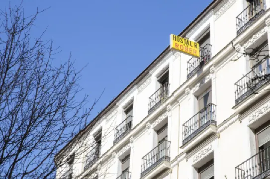 Hostal Rober Отели рядом со станцией Железнодорожная станция Пио Принсипе