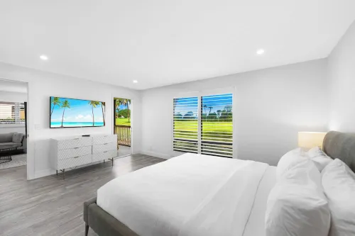 PGA National Home on Chamionship Golf Course by Guaranteed Rental®