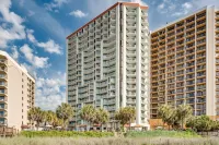 Oceanfront Studio | Pool, Oceanfront Fire Pit and More Hotels in 