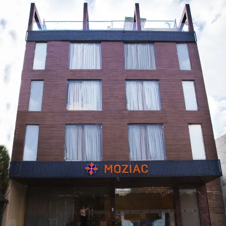 The Moziac Hotel