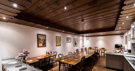 Hotel du Nord Отели рядом со станцией Aigle