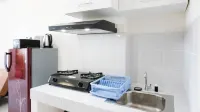 Modern and Homey 2Br at Puncak Kertajaya Apartment Hotell i Keputih