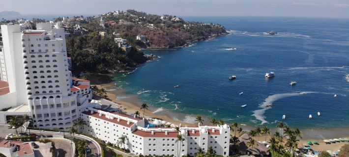 Tesoro Manzanillo All Inclusive โรงแรมในมานซานีโย