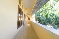 RedDoorz Near Nusa Cendana University Hotels in Oesapa Selatan