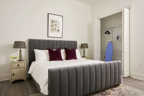 Roami at St. Charles