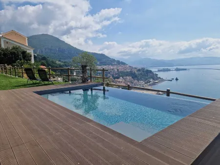 In Costa Relais & Luxury Suites