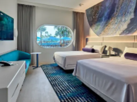 Universal Terra Luna Resort Hotels in Orlando