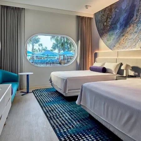 Universal Terra Luna Resort
