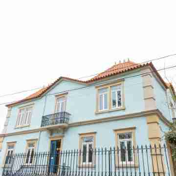 Surf & Sea Suites Hotel Exterior