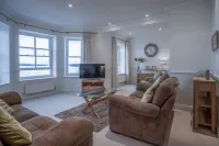 South Beach View- 2 Bedroom - Tenby - 4 stjerner