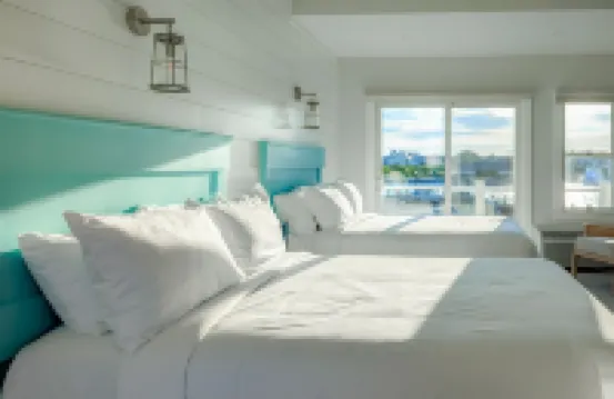 Falmouth Tides Hotels in Falmouth