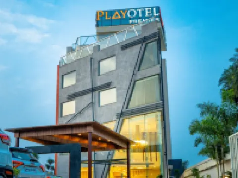 Playotel Premier Guna Hotels in Guna