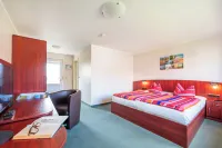 Gasthaus & Pension "Zur Schaabe" Hotels near St. Pauli Kirche Bobbin