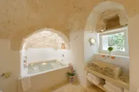 Borgo Del Tempo Ritrovato - Luxury Relais in Puglia - Kylpyammeita