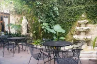 Prince Conti Hotel فنادق في نيو أورليانز