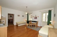 داون تاون أبارتمنتس تشيسكي كروملوف