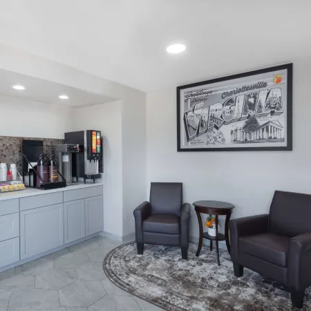 Super 8 by Wyndham Charlottesville