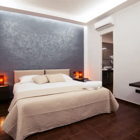 Glam House