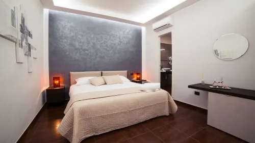 Glam House - Bed and breakfasts